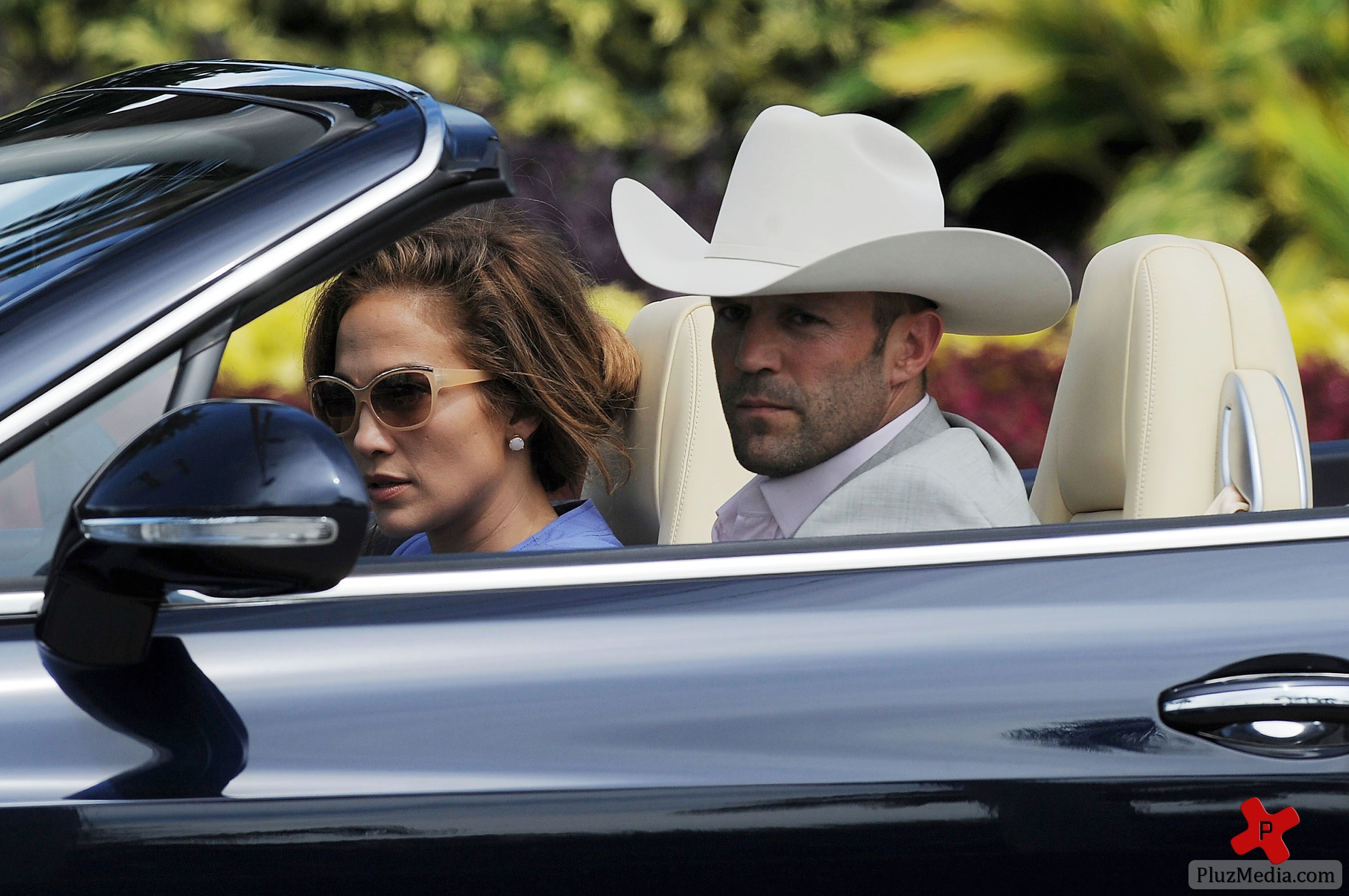 Jennifer Lopez and Jason Statham are sighted on the set of Parker | Picture 84804
